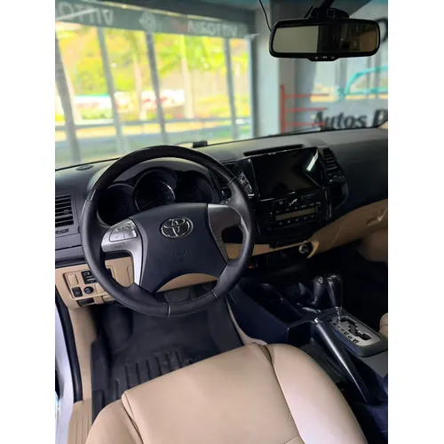 Toyota Fortuner 2017 Blanco Caracas