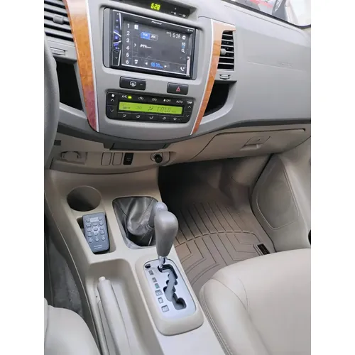 Toyota Fortuner 2012 Beige Girardot