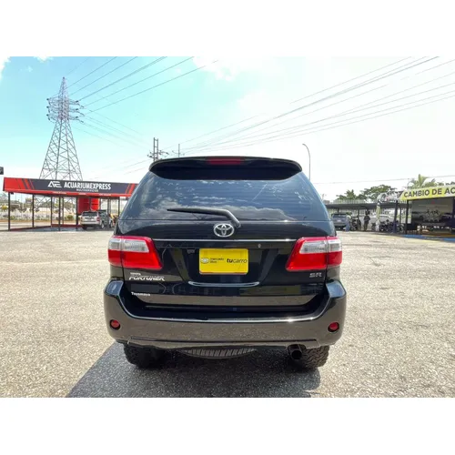 Toyota Fortuner 2010 Negro Valencia