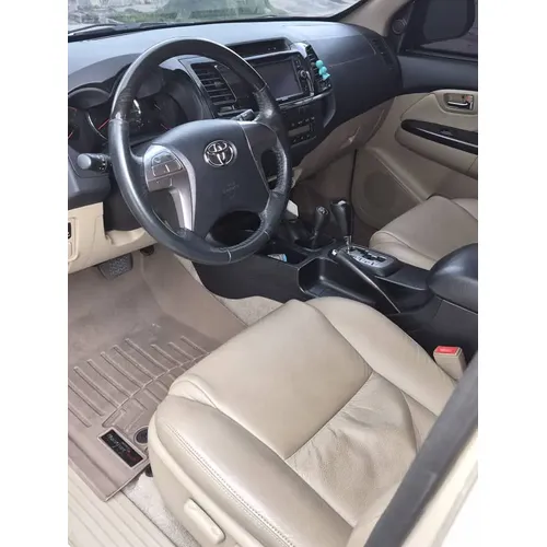 Toyota Fortuner 2015 Beige Caracas