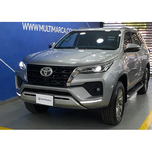 Toyota Fortuner 2024 Plateado Caracas