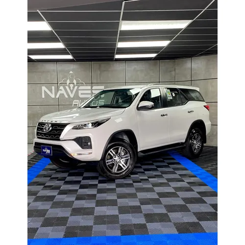 Toyota Fortuner 2026 Blanco Caracas