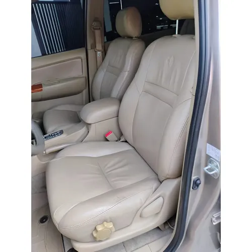 Toyota Fortuner 2012 Beige Girardot