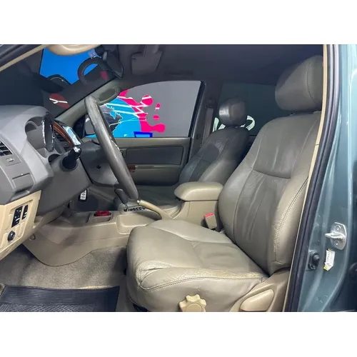 Toyota Fortuner 2010 Verde Caracas