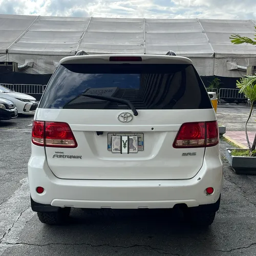 Toyota Fortuner SR 2008 Blanco Caracas
