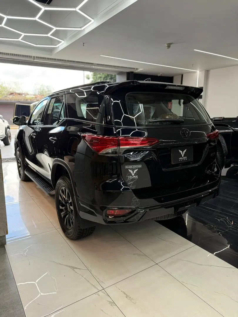 Toyota Fortuner Black Edition 2025 Negro Caracas