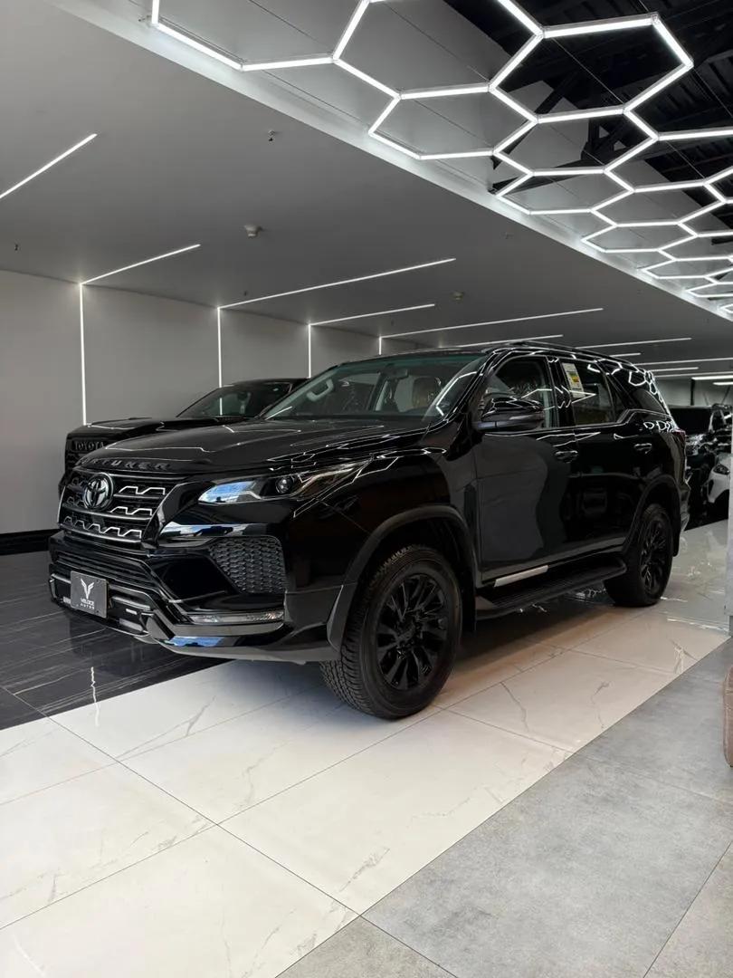 Toyota Fortuner Black Edition 2025 Negro Caracas