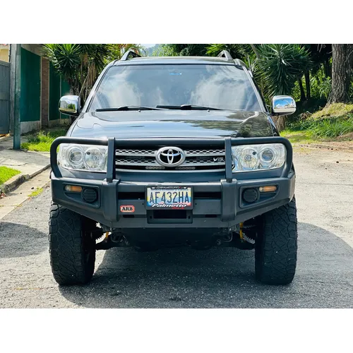 Toyota Fortuner 2011 Negro Caracas