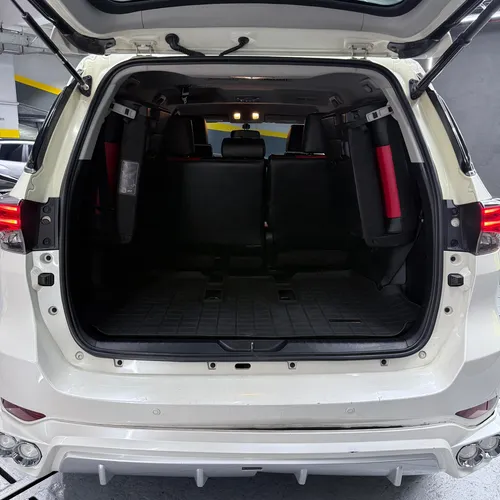 Toyota Fortuner Dubai 2019 Blanco Caracas