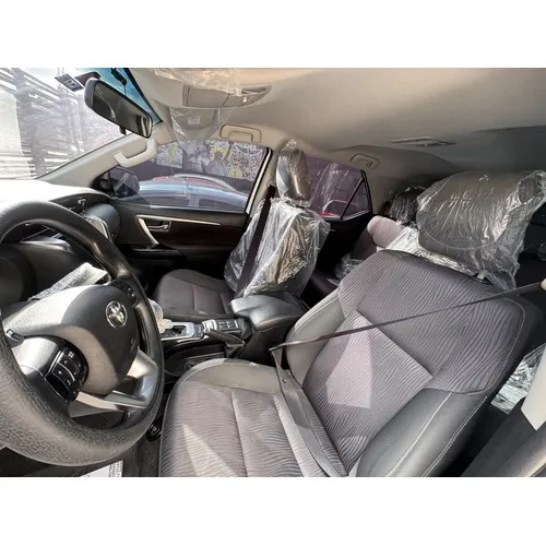 Toyota Fortuner Dubai 2023 Blanco Barquisimeto