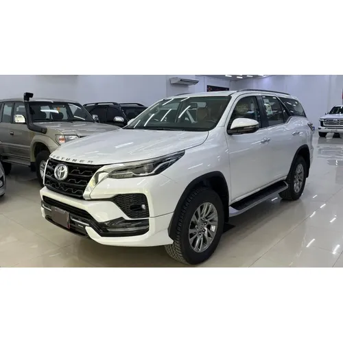 Toyota Fortuner Dubai 2025 Blanco Caracas