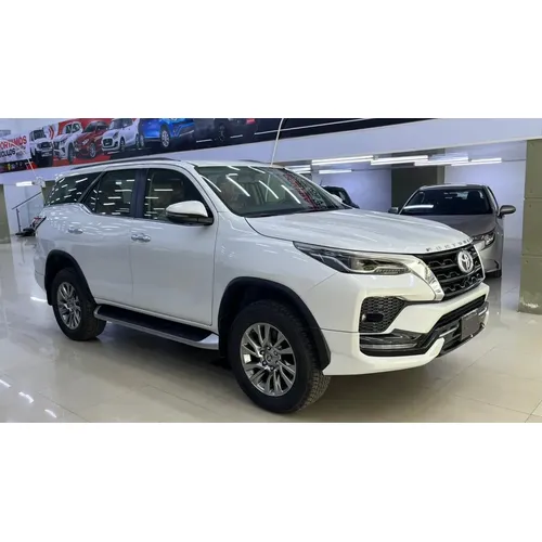 Toyota Fortuner Dubai 2025 Blanco Caracas