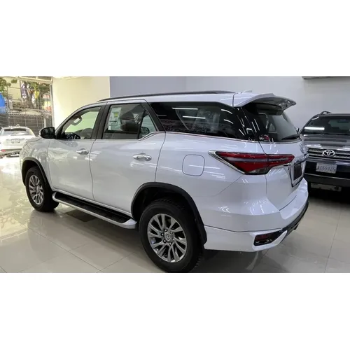 Toyota Fortuner Dubai 2025 Blanco Caracas
