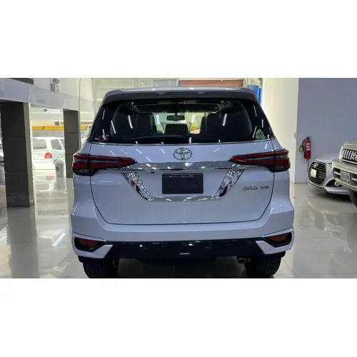 Toyota Fortuner Dubai 2025 Blanco Caracas