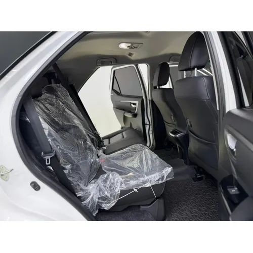 Toyota Fortuner Dubai 2025 Blanco Caracas