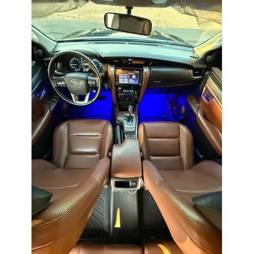 Toyota Fortuner EX.R 2024 Negro Lechería