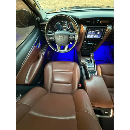 Toyota Fortuner EX.R 2024 Negro Lechería