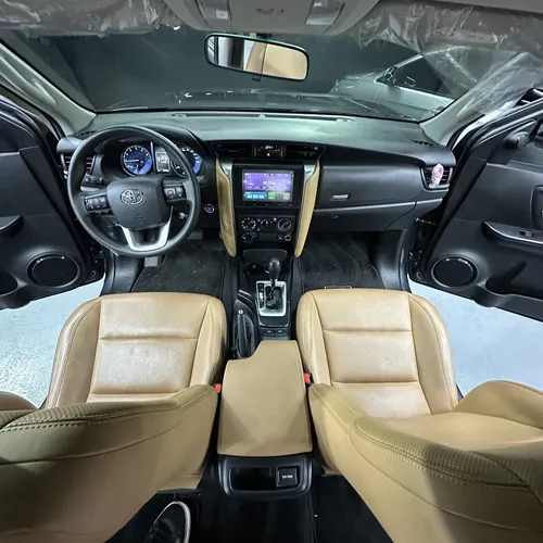 Toyota Fortuner EX.R 2024 Gris Caracas