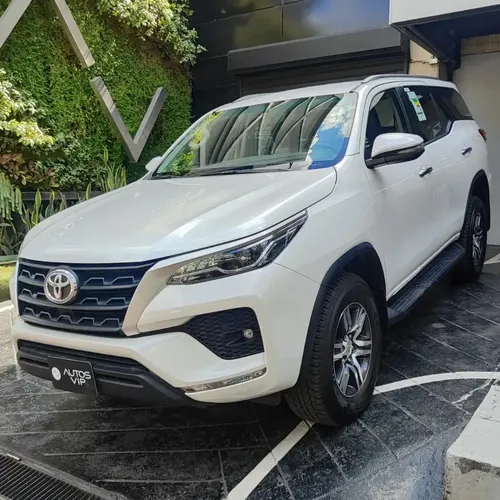 Toyota Fortuner EX.R 2025 Blanco Caracas