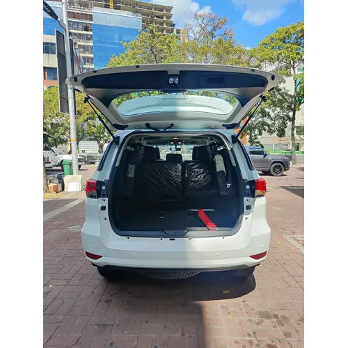 Toyota Fortuner EX.R 2025 Blanco Caracas
