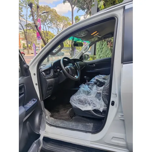 Toyota Fortuner EX.R 2025 Blanco Caracas