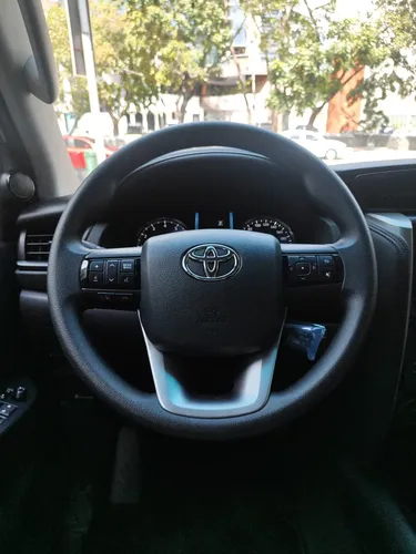 Toyota Fortuner EX.R 2025 Blanco Caracas