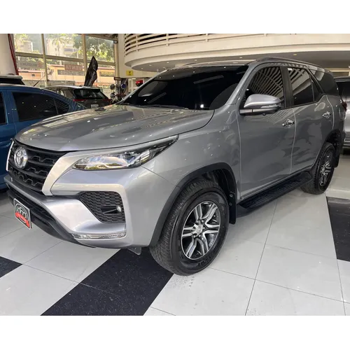 Toyota Fortuner EX.R 2025 Plateado Caracas