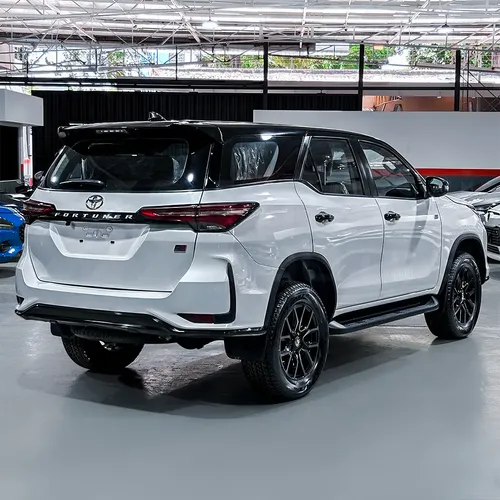 Toyota Fortuner GR Sport 2026 Blanco Caracas