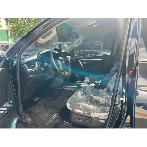 Toyota Fortuner GR 2024 Negro Caracas