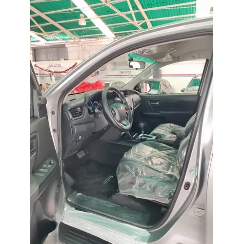 Toyota Fortuner Legender 2025 Plateado Caracas