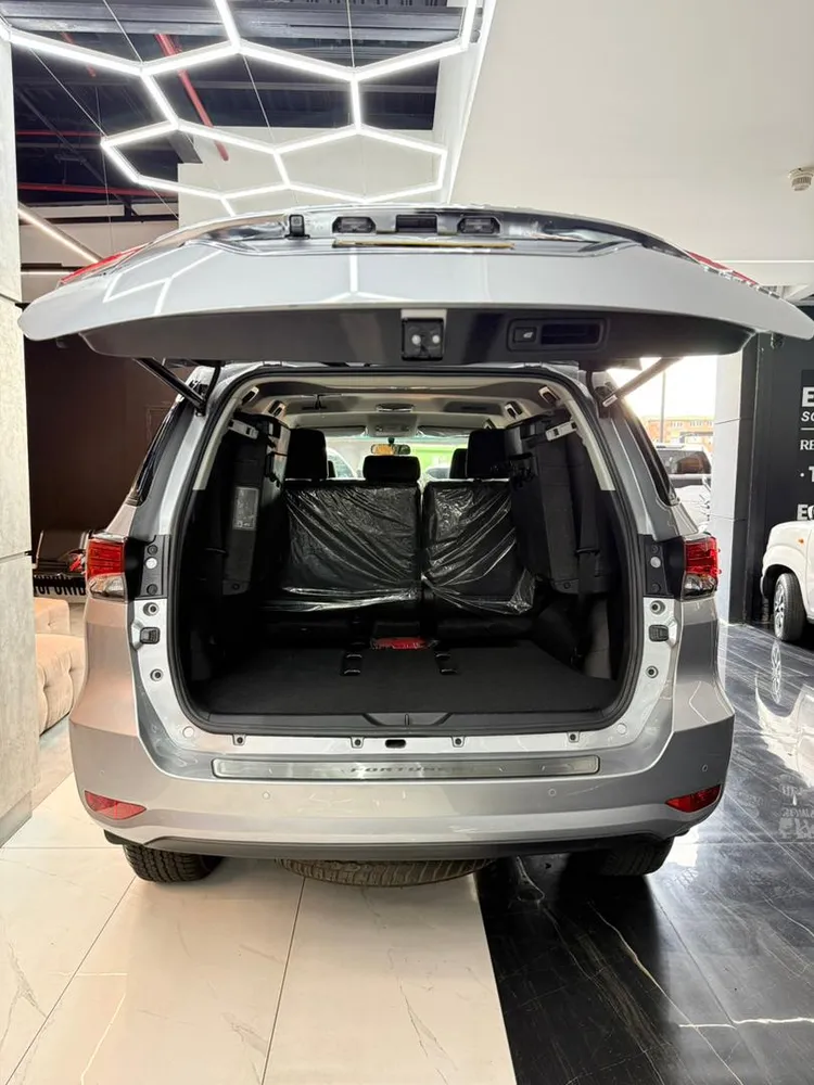 Toyota Fortuner Limited 2025 Plateado Caracas