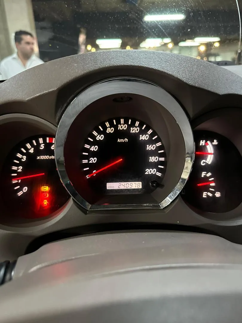 Toyota Fortuner SR5 2008 Blanco Caracas