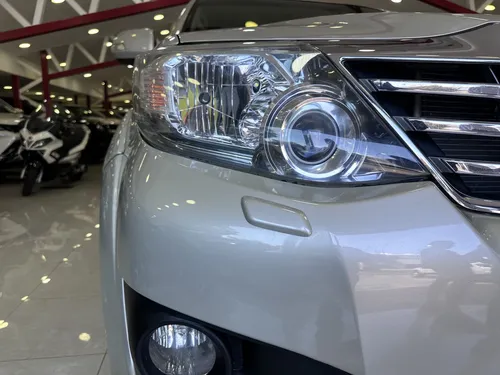 Toyota Fortuner SR 2012 Dorado Caracas