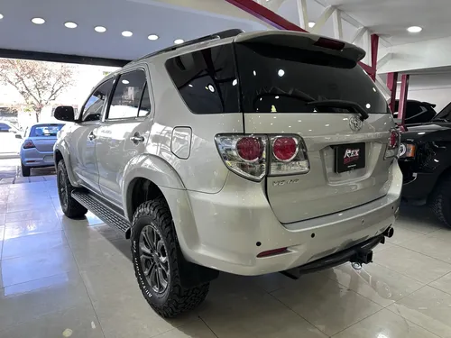 Toyota Fortuner SR 2012 Plateado Caracas