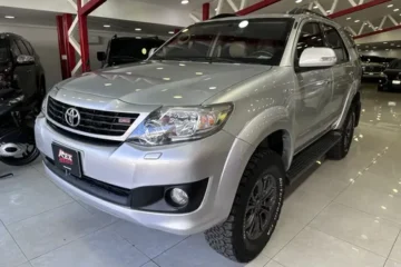Toyota Fortuner Sr