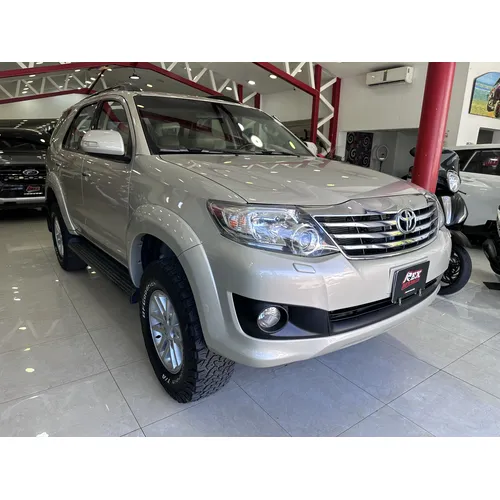 Toyota Fortuner 2012 Dorado Caracas