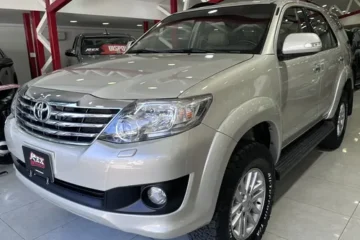 Toyota Fortuner Sr