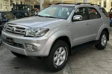 Toyota Fortuner Sr 2011