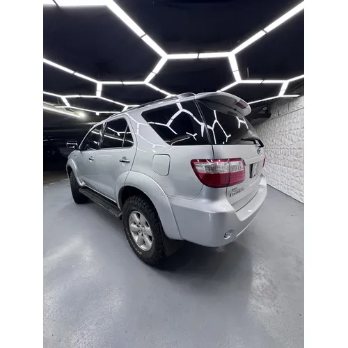 Toyota Fortuner 2011 Plateado Caracas