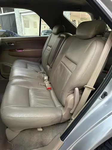 Toyota Fortuner SR 2011 Plateado Caracas