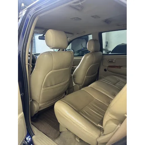 Toyota Fortuner SR 2011 Azul Caracas