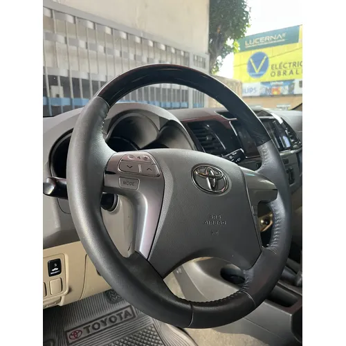 Toyota Fortuner SR 2012 Verde Caracas