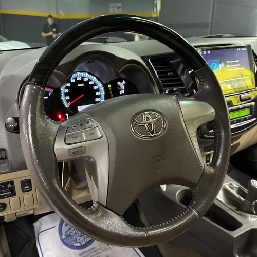 Toyota Fortuner SR 2012 Plateado Caracas