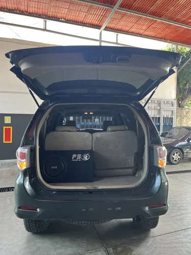Toyota Fortuner SR 2012 Verde Caracas
