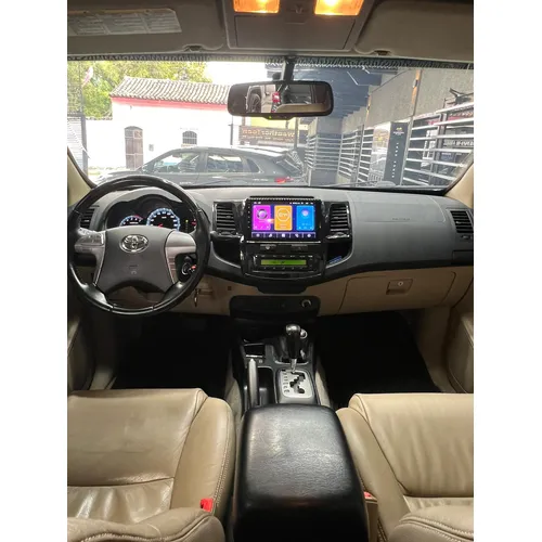 Toyota Fortuner SR 2014 Blanco Barquisimeto