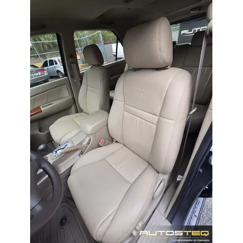 Toyota Fortuner SR 2011 Gris San Antonio