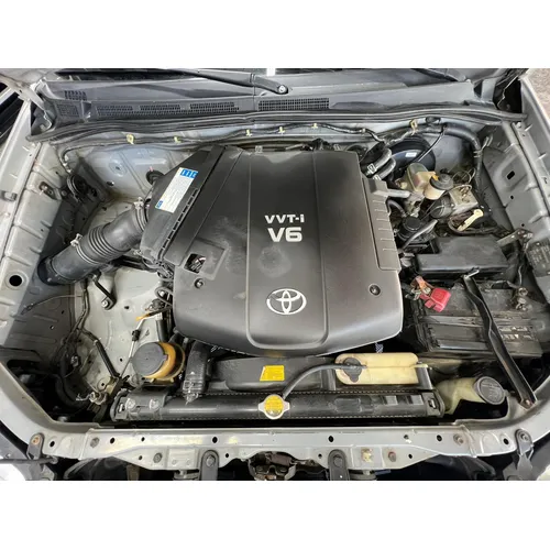 Toyota Fortuner SR 2012 Plateado Barquisimeto