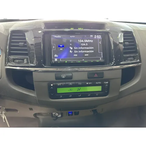 Toyota Fortuner SR 2012 Plateado Caracas