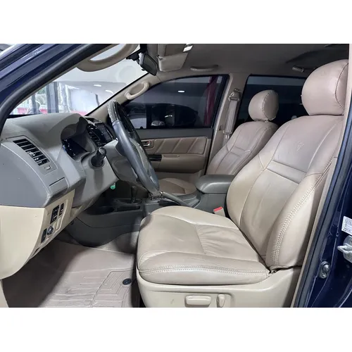 Toyota Fortuner SR 2012 Azul Caracas