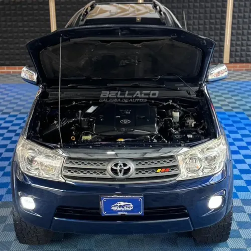Toyota Fortuner SR 2012 Azul Caracas